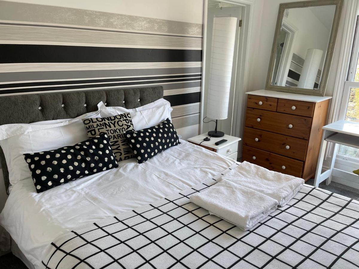 Golden Triangle Rooms Norwich Kültér fotó