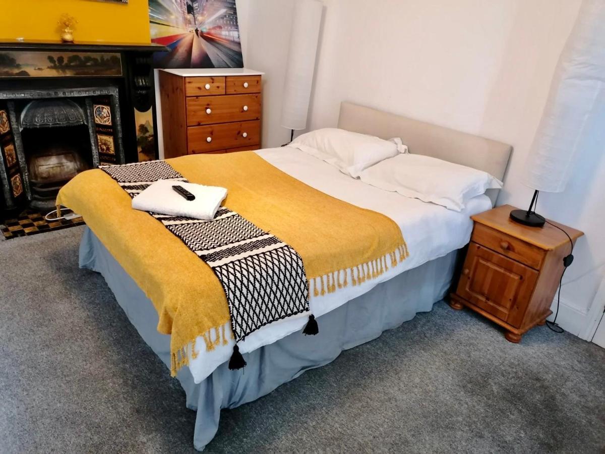 Golden Triangle Rooms Norwich Kültér fotó